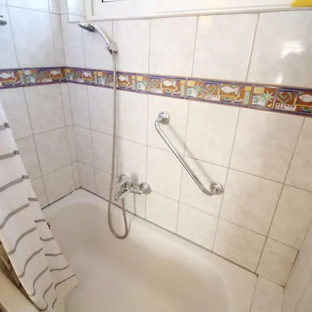 Lili Apartament *